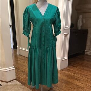 Elegant Green Midi Dress
